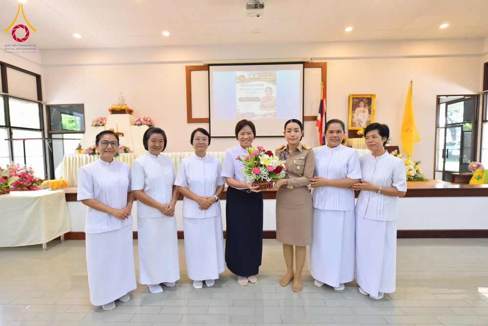 ภาพ No.344136:วันจันทร์ที่ 10 สิงหาคม พ.ศ. 2569  วัดพระธรรมกาย มูลนิธิธรรมกาย และคณะศิษย์ฯ ร่วมส่งแรงใจ “นักปกครองท้องที่ของประชาชน” เนื่องในวันกำนัน ผู้ใหญ่บ้าน 2569 พร้อมร่วมยินดีรางวัลแห่งความภาคภูมิใจของชาวอำเภอคลองหลวง
