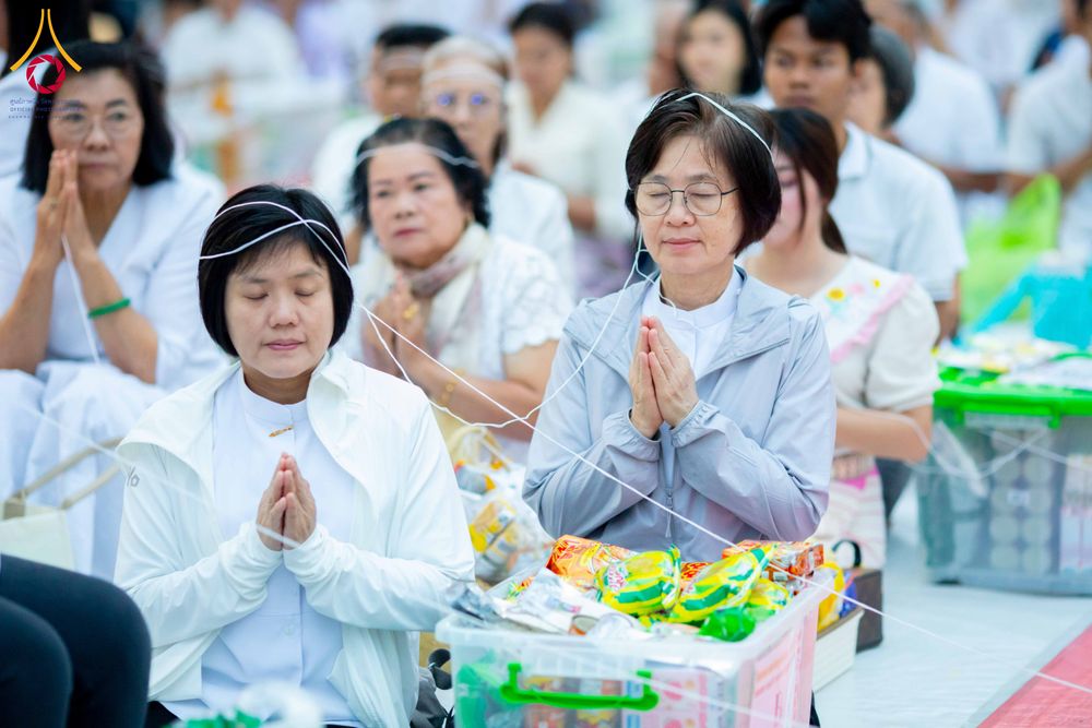 ภาพ No.310805:วันอาทิตย์ที่ 22 กุมภาพันธ์ พ.ศ. 2569 พิธีตักบาตรเเด่คณะพระภิกษุสงฆ์ 1,111 รูป จังหวัดน่าน หนึ่งในโครงการตักบาตรพระ 2,000,000 รูป 77 จังหวัดทั่วไทย ในวาระอันเป็นมงคลยิ่ง ครบรอบ 744 ปี นครน่าน สืบสานศรัทธา ทำบุญใหญ่ของเมืองน่าน ณ ข่วงเมือง วัดภูมินทร์ อำเ