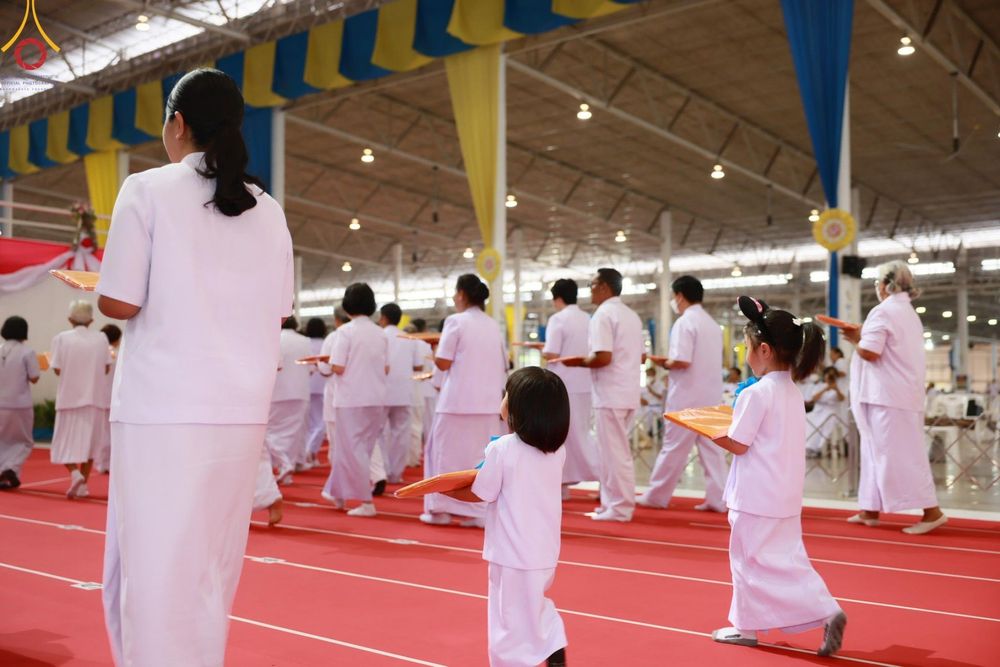 ภาพ No.154747:พิธีทอดผ้าป่าสมทบกฐินวัดพระธรรมกาย และสมทบกฐิน 30,000 วัดทั่วไทย ครั้งที่ 2 ณ สภาธรรมกายสากล วัดพระธรรมกาย วันอังคารที่ 17 กันยายน พ.ศ. 2567