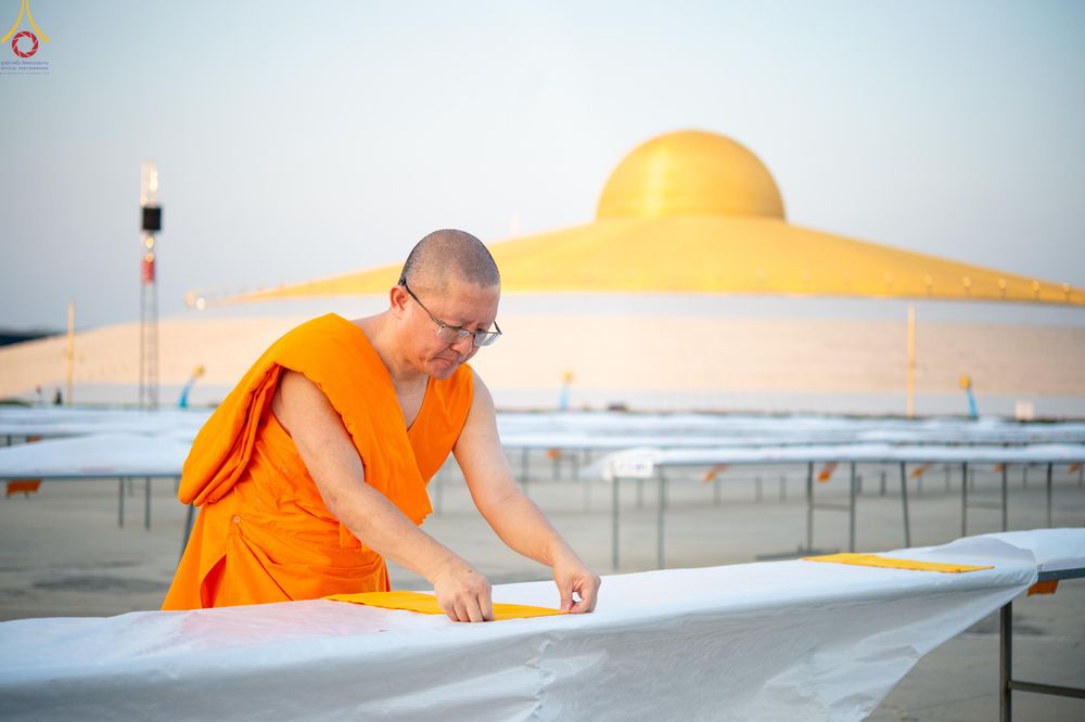 ภาพ No.320289:วันที่ 7-8 เมษายน พ.ศ.2569 การเตรียมงาน ณ ลานธรรม และ งานจราจร เพื่องานถวายมหาสังฆทาน 40,000 กว่าวัดทั่วประเทศ วันคุ้มครองโลก 22 เมษายน พ.ศ.2569 วัดพระธรรมกาย