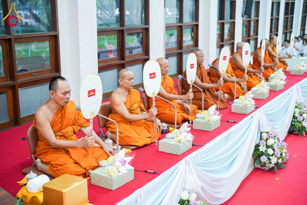 ภาพ No.315867:วันพฤหัสบดีที่ 26 มีนาคม พ.ศ. 2569 พิธีบำเพ็ญกุศล คุณพ่อณรงค์ จินตมากุล  สิริอายุ 99 ปี 11 เดือน โยมบิดา พระครูปลัดรัตนวีรวัฒน์ (รังสฤษดิ์ อิทฺธิจินตโก) ที่ปรึกษาเจ้าคณะจังหวัดปทุมธานี เจ้าอาวาสวัดพระธรรมกาย  ณ ห้องปลูกศรัทธา 2 วัดพระธรรมกาย ปทุมธานี