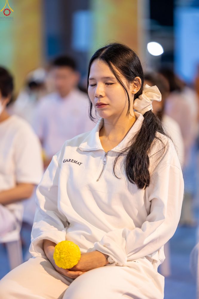 ภาพ No.280376:วันที่ 31 ธันวาคม พ.ศ.2568 -วันที่ 1 มกราคม พ.ศ.2569 พิธีฉลองชัยสวดมนต์บทธัมมจักกับปปวัตนสูตร ครบ 8,000,000,000 จบ , พิธีสวดมนต์ข้ามปี ณ วัดพระธรรมกาย