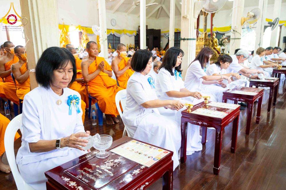 ภาพ No.298908:วันที่ 16 มกราคม พ.ศ. 2569 พิธีทอดผ้าป่าทำนุบำรุงศาสนสถาน ณ วัดอัมพวัน ต.บางม่วง อ.บางใหญ่ จ.นนทบุรี ในโครงการธรรมยาตรา กตัญญูบูชา มหาปูชนียาจารย์ พระมงคลเทพมุนี(สด จนฺทสโร) พระผู้ปราบมาร อนุสรณ์สถาน 7 แห่ง ปีที่ 14