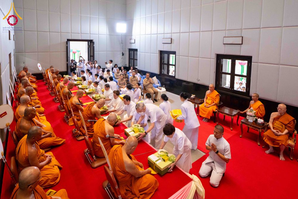 ภาพ No.309004:วันอาทิตย์ที่ 8 กุมภาพันธ์ พ.ศ. 2569  พิธีต้อนรับพระบัญชาสมเด็จพระสังฆราช แต่งตั้ง  “พระครูปลัดรัตนวีรวัฒน์” (รังสฤษดิ์ อิทฺธิจินฺตโก) เจ้าอาวาสวัดพระธรรมกาย ให้ดำรงตำแหน่ง “ที่ปรึกษาเจ้าคณะจังหวัดปทุมธานี”