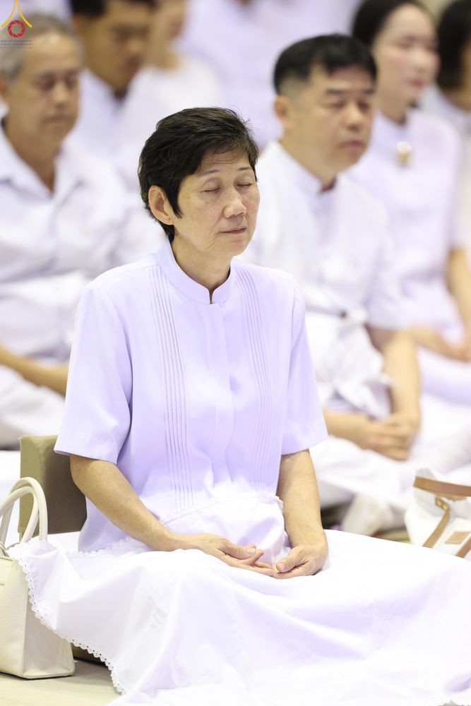 ภาพ No.337849:วันอาทิตย์ต้นเดือน 5 กรกฎาคม พ.ศ.2569 พิธีบูชาข้าวพระ ณ สภาธรรมกายสากล วัดพระธรรมกาย