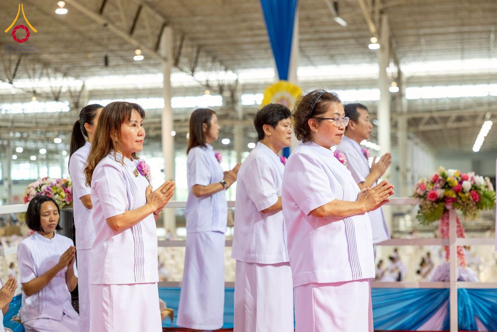 ภาพ No.261323:วันอาทิตย์ที่ 5 ตุลาคม พ.ศ. 2568 พิธีจุดเทียนใจ ไฟนิรันด์ อนันตชัย ณ สภาธรรมกายสากล วัดพระธรรมกาย