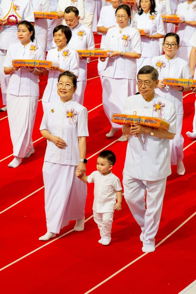 ภาพ No.264578:วันอาทิตย์ที่ 2 พฤศจิกายน พ.ศ. 2568 พิธีทอดกฐินสามัคคี ณ สภาธรรมกายสากล วัดพระธรรมกาย