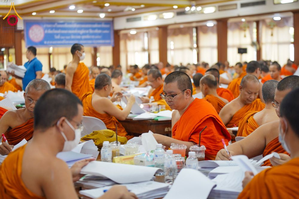 ภาพ No.281304:วันที่ 25 ธันวาคม พ.ศ. 2568 บรรยากาศการตรวจใบข้อสอบธรรมสนามหลวง  นักธรรมชั้นเอก และธรรมศึกษาชั้นเอก ส่วนภูมิภาค  ณ ศาลาอบรมสงฆ์ วัดสามพระยาวรวิหาร เขตพระนคร กรุงเทพมหานคร