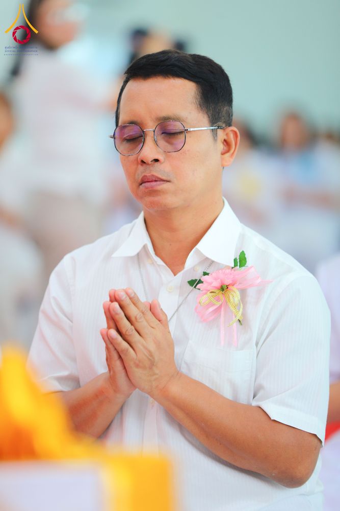 ภาพ No.291156:วันพุธที่ 7 มกราคม พ.ศ. 2569  พิธีบรรจุพระบรมสารีริกธาตุภายในพระเกตุองค์พระประธาน สมโภชพระประธาน พระธรรมกาย พิธีทอดผ้าป่า บุญแสงสว่าง ติดตั้งโซล่าเซล ณ ศูนย์ปฏิบัติธรรมพระมงคลเทพมุนี อ.สองพี่น้อง จ.สุพรรณบุรี