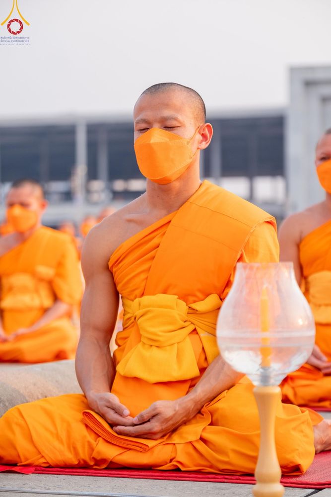 ภาพ No.121998:พิธีจุดประทีปถวายเป็นพุทธบูชา และบูชาธรรมมหาปูชนียาจารย์ พระมงคลเทพมุนี(สด จนฺทสโร) ในโครงการธรรมยาตรา กตัญญูบูชา มหาปูชนียาจารย์ พระมงคลเทพมุนี(สด จนฺทสโร) พระผู้ปราบมาร อนุสรณ์สถาน 7 แห่ง ปีที่ 12 วันที่ 31 มกราคม พ.ศ. 2567 ณ วัดพระธรรมกาย จ.ปทุมธานี