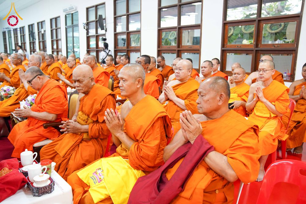 ภาพ No.315166:วันจันทร์ที่ 23 มีนาคม พ.ศ. 2569 พิธีบำเพ็ญกุศล คุณพ่อณรงค์ จินตมากุล  สิริอายุ 99 ปี 11 เดือน โยมบิดา พระครูปลัดรัตนวีรวัฒน์ (รังสฤษดิ์ อิทฺธิจินตโก) ที่ปรึกษาเจ้าคณะจังหวัดปทุมธานี เจ้าอาวาสวัดพระธรรมกาย  ณ ห้องปลูกศรัทธา 2 วัดพระธรรมกาย ปทุมธานี