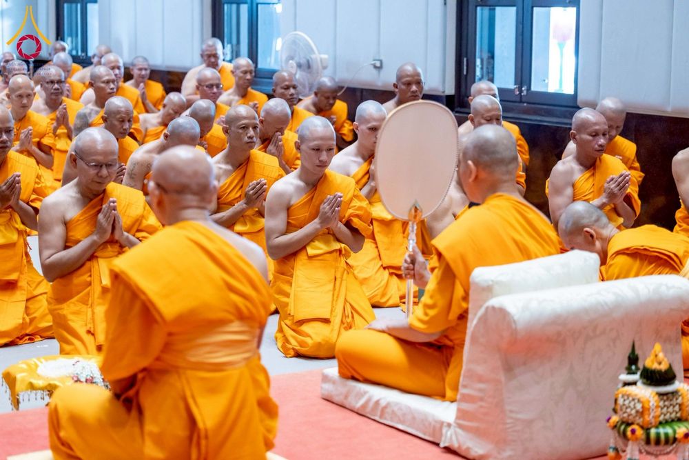 ภาพ No.277752:วันเสาร์ที่ 6 ธันวาคม พ.ศ. 2568 พิธีบรรพชาอุปสมบทและพิธีถวายบาตร โครงการอุปสมบทบูชาธรรมมหาปูชนียาจารย์ ประจำปี พ.ศ.2568 โครงการบวชพระนานาชาติ AEC และ WAB รุ่น CEO (นักบริหาร) รุ่นที่ 5 ณ มหาธรรมกายเจดีย์ วัดพระธรรมกาย