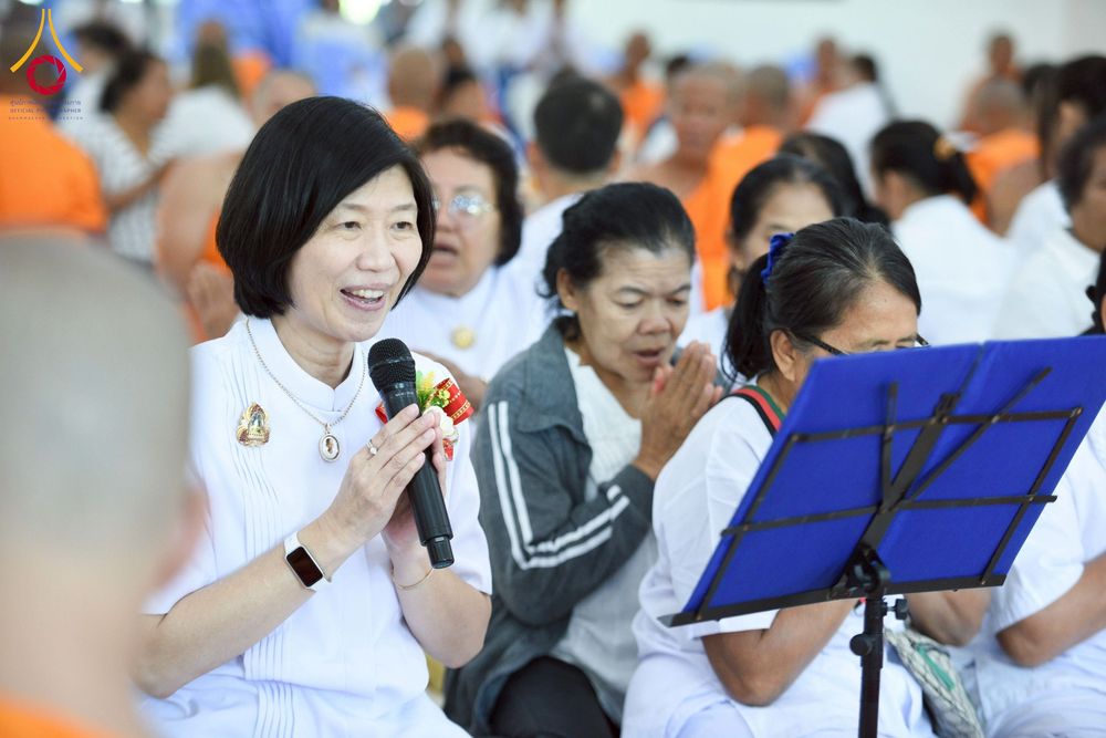 ภาพ No.278120:วันเสาร์ที่ 6 ธันวาคม พ.ศ. 2568 พิธีเวียนประทักษิณ ขอขมามอบผ้าไตร บรรพชาอุปสมบทหมู่ธรรมทายาท จำนวน 53 รูป โครงการอุปสมบทหมู่ รุ่นบูชาธรรมมหาปูชนียาจารย์ ประจำปี 2568 จังหวัดสระบุรี