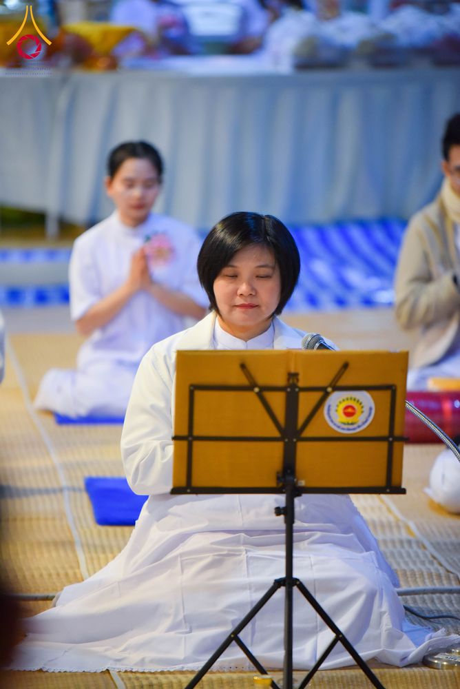 ภาพ No.292561:วันที่ 12 มกราคม พ.ศ. 2569 พิธีถวายภัตตาหารเป็นสังฆทาน แด่พระธรรมยาตรา ณ อนุสรณ์สถานมหาวิหารพระมงคลเทพมุนี (โลตัสแลนด์) อ.สองพี่น้อง จ.สุพรรณบุรี ในโครงการธรรมยาตรา กตัญญูบูชา มหาปูชนียาจารย์ พระมงคลเทพมุนี(สด จนฺทสโร) พระผู้ปราบมาร อนุสรณ์สถาน 7 แห่ง ปี