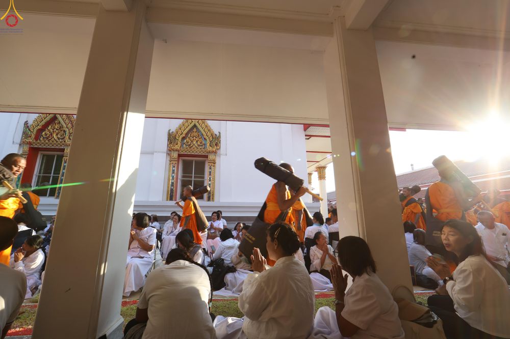 ภาพ No.293033:วันที่ 11 มกราคม พ.ศ. 2569 พิธีต้อนรับพระธรรมยาตรา ณ อนุสรณ์สถานลำดับที่ 3 (ภาพชุดที่ 2) สถานที่เกิดในเพศสมณะ วัดสองพี่น้อง อำเภอสองพี่น้อง จังหวัดสุพรรณบุรี ในโครงการธรรมยาตรา กตัญญูบูชา มหาปูชนียาจารย์ พระมงคลเทพมุนี(สด จนฺทสโร) พระผู้ปราบมาร อนุสรณ์สถ