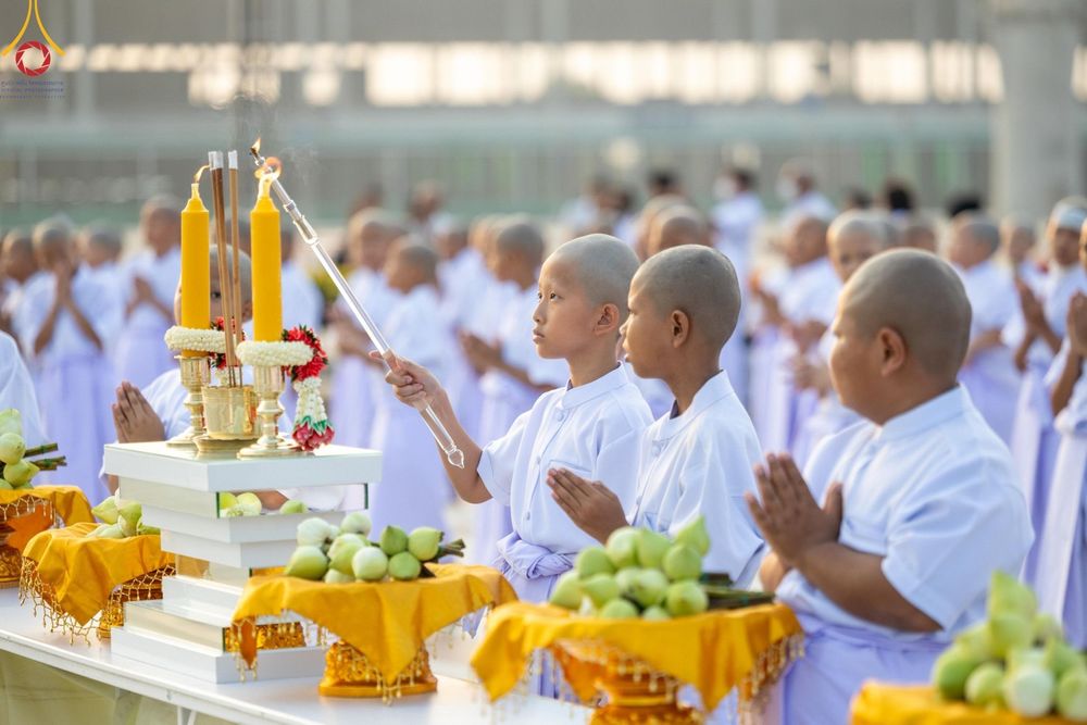 ภาพ No.133748:พิธีเวียนประทักษิณและพิธีวันทาเจดีย์ โครงการบรรพชาสามเณร ฟื้นฟูพระพุทธศาสนาทั่วไทย ณ วัดพระธรรมกาย วันเสาร์ที่ 6 เมษายน พ.ศ. 2567
