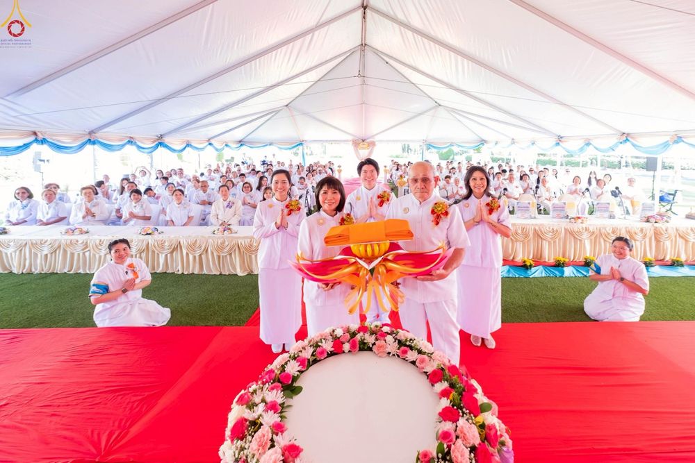 ภาพ No.259342:วันอาทิตย์ที่ 12 ตุลาคม พ.ศ. 2568 พิธีทอดกฐินบรมจักรพรรดิ สร้างอุโบสถ 82 ปี บูชาธรรมหลวงพ่อธัมมชโย ณ วัดพระธรรมกายแคลิฟอร์เนีย ประเทศสหรัฐอเมริกา 