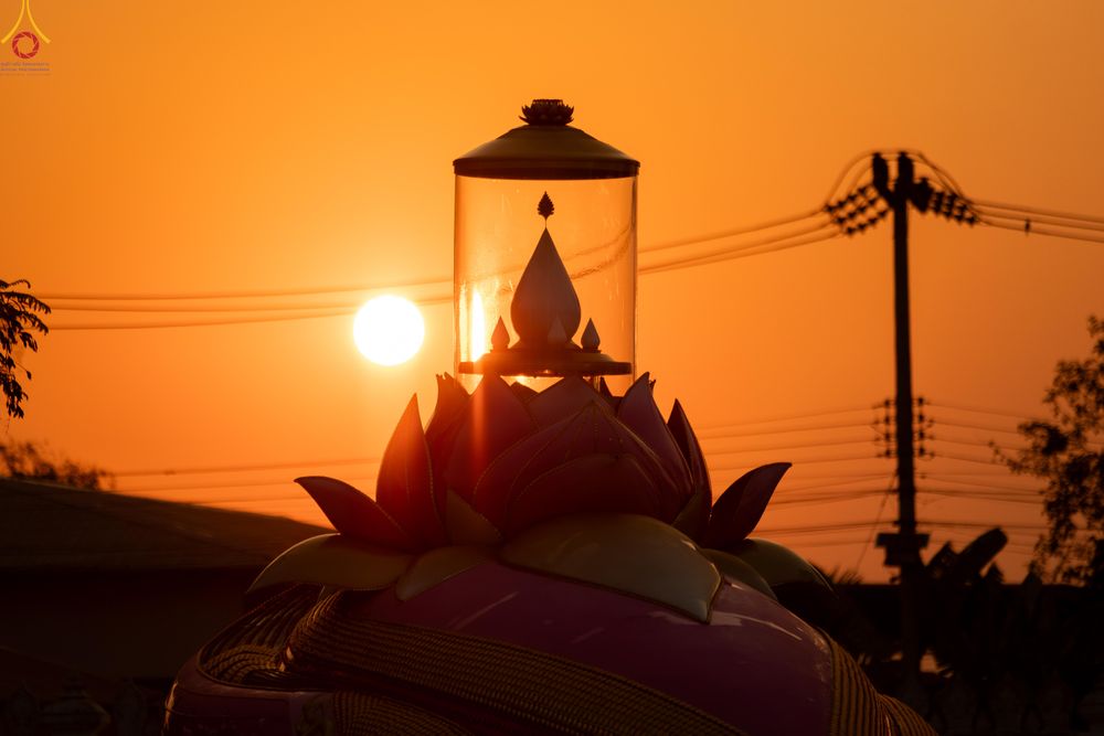 ภาพ No.294322:วันที่ 14 มกราคม พ.ศ. 2569 พิธีตักบาตรพระธรรมยาตรา ณ วัดสองพี่น้อง ต.ต้นตาล อ.สองพี่น้อง จ.สุพรรณบุรี ในโครงการธรรมยาตรา กตัญญูบูชา มหาปูชนียาจารย์ พระมงคลเทพมุนี(สด จนฺทสโร) พระผู้ปราบมาร อนุสรณ์สถาน 7 แห่ง ปีที่ 14