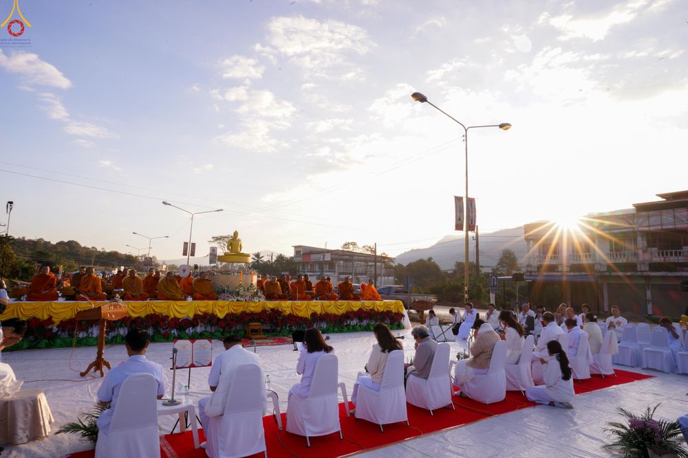 ภาพ No.281369:วันเสาร์ที่ 27 ธันวาคม พ.ศ.2568 พิธีตักบาตรพระ ๑,๐๐๐ รูป   เพื่อความเป็นสิริมงคลแก่ชีวิตและแผ่นดินไทย  มหากุศลครั้งยิ่งใหญ่แห่งปี ส่งท้ายปีเก่า ต้อนรับปีใหม่  ณ ถนนหน้าที่ว่าการอำเภอภูเรือ จังหวัดเลย