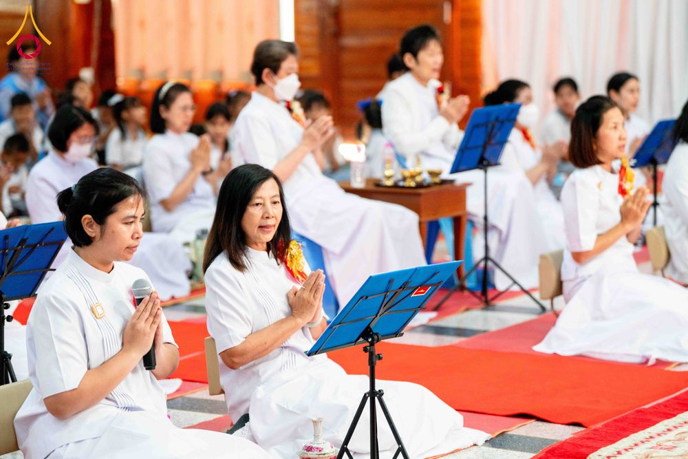 ภาพ No.304430:วันที่ 27 มกราคม พ.ศ. 2569 พิธีทอดผ้าป่าทำนุบำรุงศาสนสถาน ณ วัดบางไผ่นารถ ต.บางไทรป่า อ.บางเลน จ.นครปฐม ในโครงการธรรมยาตรา กตัญญูบูชา มหาปูชนียาจารย์ พระมงคลเทพมุนี(สด จนฺทสโร) พระผู้ปราบมาร อนุสรณ์สถาน 7 แห่ง ปีที่ 14