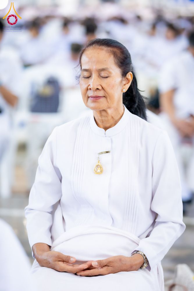 ภาพ No.287592:วันที่ 1 มกราคม พ.ศ. 2569 พิธีบูชาข้าวพระ ณ สภาธรรมกายสากล วัดพระธรรมกาย