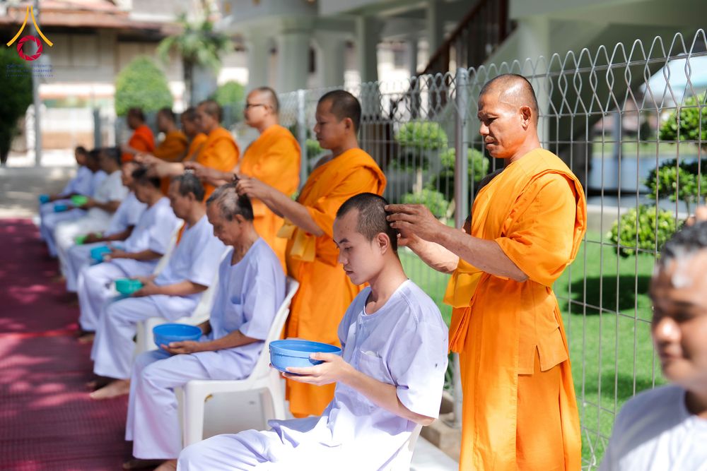 ภาพ No.341245:วันอาทิตย์ที่ 26 กรกฎาคม พ.ศ. 2569 ​โครงการอุปสมบทหมู่บูชาธรรมมหาปูชนียาจารย์ รุ่นที่ ๑ วัดกลางธนรินทร์ ต.บ้านแป้ง อ.พรหมบุรี จ.สิงห์บุรี