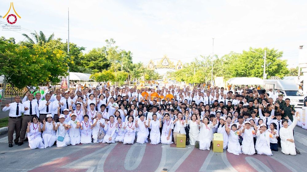 ภาพ No.349203:วันอาทิตย์ที่ 13 กันยายน พ.ศ. 2569 ตักบาตรพระ 1,000 รูป ยะลา ถวายเป็นพุทธบูชาเเละพระราชกุศล  ทำบุญเมืองยะลา 235 ปี  ณ ถนนสุขยางค์ (เฉลิมพระเกียรติ)  อำเภอเมือง จังหวัดยะลา