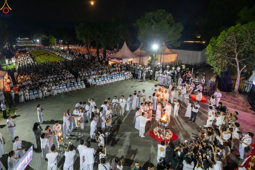 ภาพ No.331957:วันอาทิตย์ที่ 31 พฤษภาคม พ.ศ. 2569 สมาคมมหานิกายอินโดนีเซีย (MBMI) , สมาคมวาลูบี้ (WALUBI) , มูลนิธิธรรมกาย , การท่องเที่ยวและการบินแห่งอินโดนีเซีย (injourney destinations) , สหภาพพระธรรมทูตไทยในอินโดนีเซีย-แอฟริกา และเครือข่าย คณะสงฆ์มหายาน , วัชรยาน แล