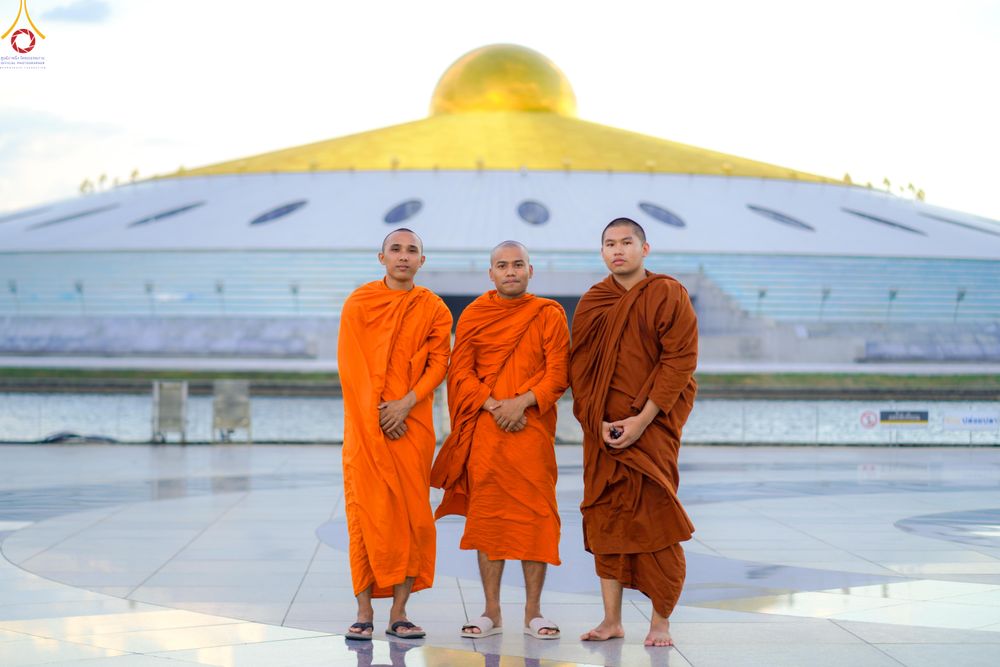 ภาพ No.330007:วันที่ 17-27 พฤษภาคม พ.ศ.2569 การต้อนรับชาวต่างชาติจากประเทศญี่ปุ่น เมียนมาร์ บังคลาเทศ อินเดีย เนปาล และศรีลังกา มาเยี่ยมชมและสักการะพระมหาธรรมกายเจดีย์ ณ วัดพระธรรมกาย