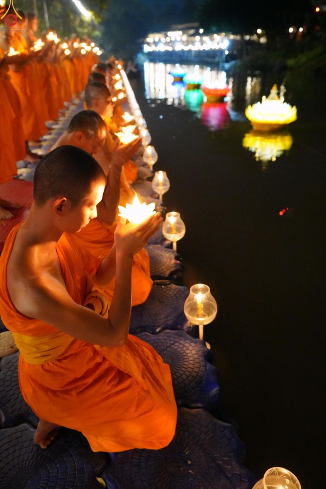 ภาพ No.292193:วันที่ 10 มกราคม พ.ศ. 2569 พิธีจุดประทีปถวายเป็นพุทธบูชา และบูชาธรรมมหาปูชนียาจารย์  ณ อนุสรณ์สถานคลองบางนางแท่น อ.สามพราน จ.นครปฐม ในโครงการธรรมยาตรา กตัญญูบูชา มหาปูชนียาจารย์ พระมงคลเทพมุนี(สด จนฺทสโร) พระผู้ปราบมาร อนุสรณ์สถาน 7 แห่ง ปีที่ 14