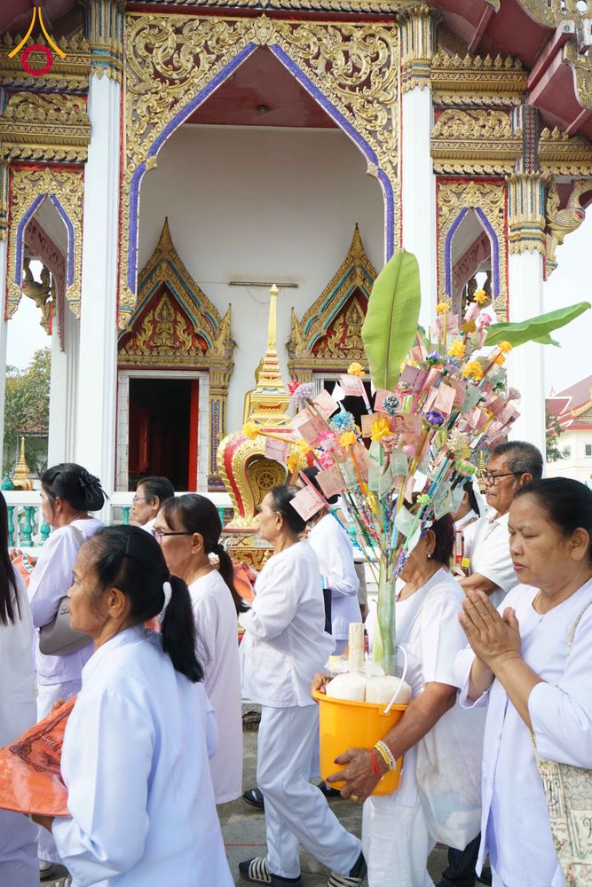 ภาพ No.298966:วันที่ 20 มกราคม พ.ศ. 2569 พิธีทอดผ้าป่าทำนุบำรุงศาสนสถาน ณ วัดใหม่นพรัตน์ ต.เนินพระปรางค์ อ.สองพี่น้อง จ.สุพรรณบุรี ในโครงการธรรมยาตรา กตัญญูบูชา มหาปูชนียาจารย์ พระมงคลเทพมุนี(สด จนฺทสโร) พระผู้ปราบมาร อนุสรณ์สถาน 7 แห่ง ปีที่ 14