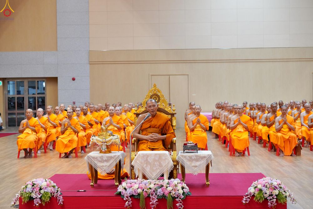 ภาพ No.343285:วันที่ 16 สิงหาคม พ.ศ.2569 พิธีมุทิตาสักการะพระราชาคณะ ณ ห้องแก้วสารพัดนึก 2 วัดพระธรรมกาย