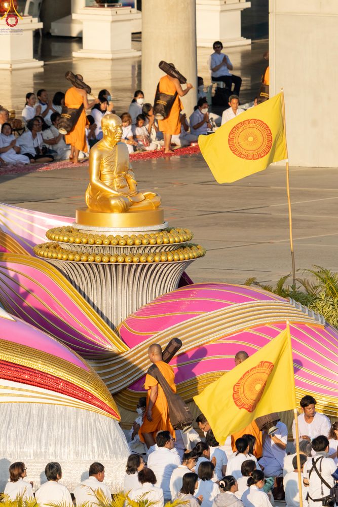 ภาพ No.287073:วันที่ 2 มกราคม พ.ศ.2569 พิธีต้อนรับพระธรรมยาตรา ครั้งที่ 1 (ภาพชุดที่ 2) ณ วัดพระธรรมกาย (วิหารหลวงปู่ - พระมหาธรรมกายเจดีย์)