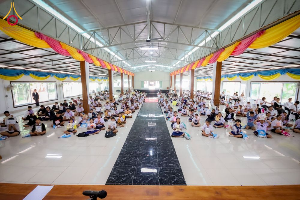 ภาพ No.285511:วันที่ 11 ธันวาคม พ.ศ. 2568  รวมพลังเด็กดี V-Star ผู้นำฟื้นฟูศีลธรรมโลก ประจำปี 2568 จังหวัดแพร่  ณ ธุดงคสถานแพร่ อำเภอวังชิ้น จังหวัดแพร่