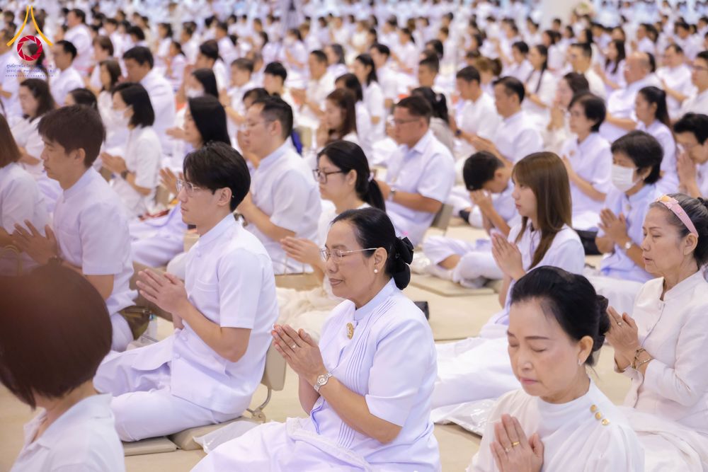 ภาพ No.287663:วันที่ 1 มกราคม พ.ศ. 2569 พิธีบูชาข้าวพระ ณ สภาธรรมกายสากล วัดพระธรรมกาย