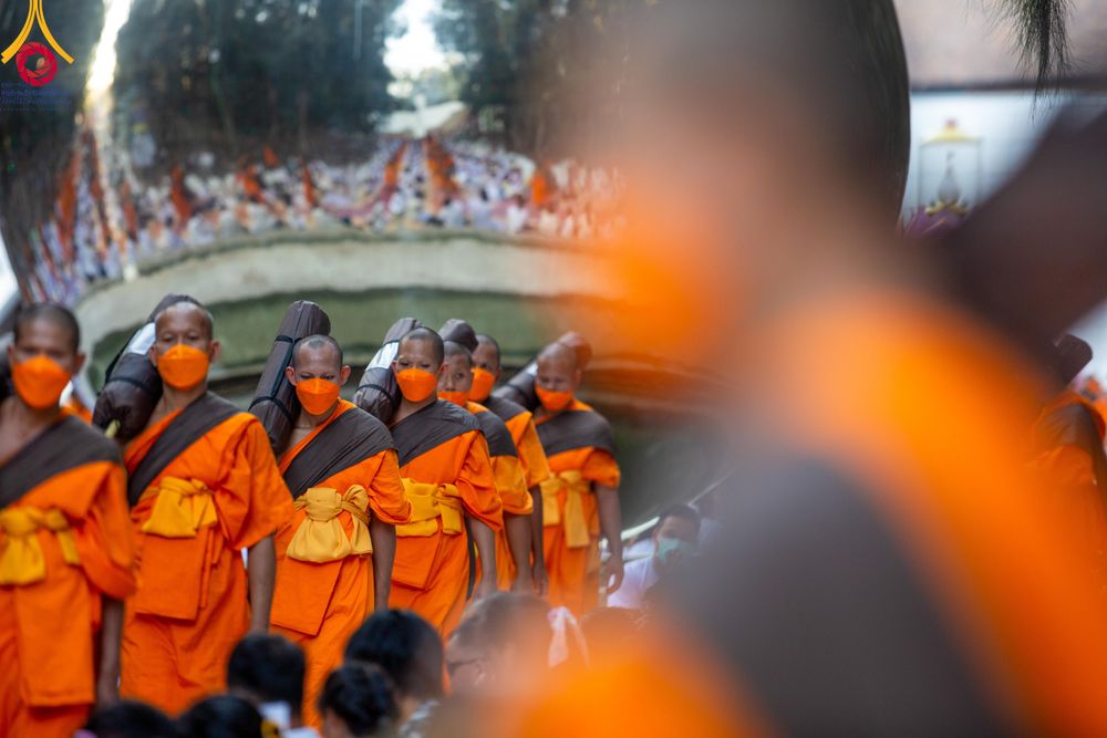 ภาพ No.106205:พิธีต้อนรับพระธรรมยาตรา ชุด 2 ในโครงการธรรมยาตรากตัญญูบูชา มหาปูชนียาจารย์  พระมงคลเทพมุนี(สด จนฺทสโร) พระผู้ปราบมาร  อนุสรณ์สถาน 7 แห่ง ปีที่ 12  วันที่ 3 มกราคม พ.ศ. 2567  ณ อนุสรณ์สถานโลตัสแลนด์ จ.สุพรรณบุรี