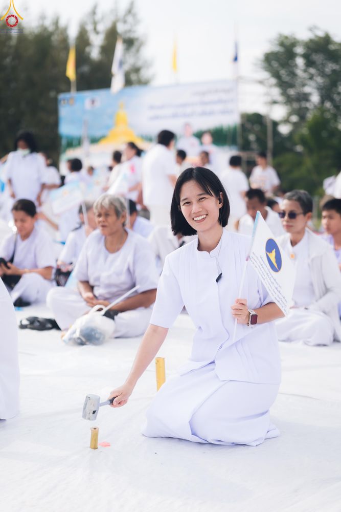 ภาพ No.331442:วันที่ 31 พฤษภาคม พ.ศ.2569 พิธีทอดผ้าป่าและตอกเสาเข็มมงคลต้นแรก องค์พระเจดีย์เพื่อสร้างสันติภาพโลก  ณ ธุดงคสถานพัฒนานิคม จังหวัดลพบุรี