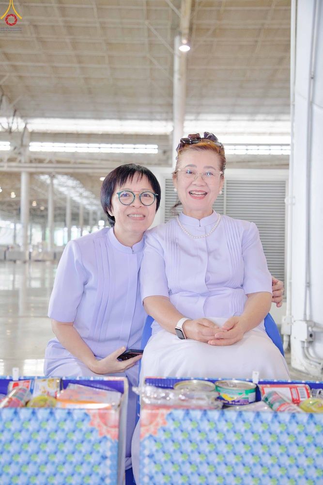 ภาพ No.345393:วันพฤหัสบดีที่ 27 สิงหาคม พ.ศ.2569 พิธีตักบาตรในวันธรรมชัย ณ สภาธรรมกายสากล วัดพระธรรมกาย ปทุมธานี