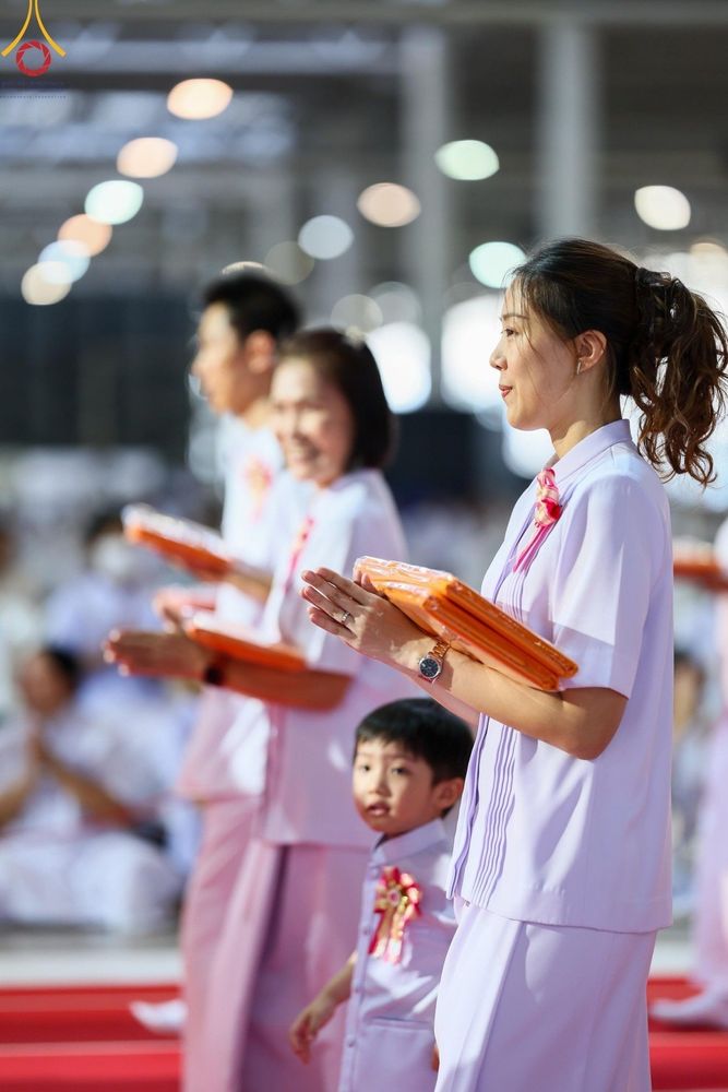 ภาพ No.178052:พิธีทอดผ้าป่าต้นสมบัติจักรพรรดิ ในวันอาทิตย์ที่ 1 ธันวาคม พ.ศ. 2567 ณ สภาธรรมกายสากล วัดพระธรรมกาย