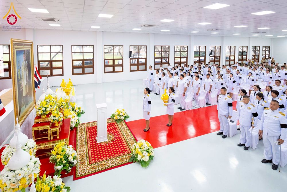 ภาพ No.276097:วันที่ 5 ธันวาคม พ.ศ. 2568 พสกนิกรอำเภอคลองหลวง พร้อมใจบำเพ็ญกุศลอุทิศถวาย “ในหลวงรัชกาลที่ 9” น้อมรำลึกในพระมหากรุณาธิคุณ เนื่องในวันคล้ายวันพระบรมราชสมภพ วันชาติ และวันพ่อแห่งชาติ ณ อาคารปลูกศรัทธา 2 วัดพระธรรมกาย อำเภอคลองหลวง จังหวัดปทุมธานี