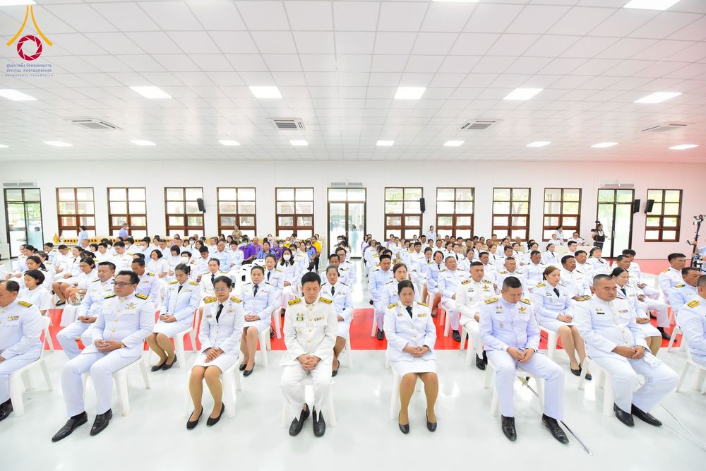 ภาพ No.227100:วันอังคารที่ 3 มิถุนายน พ.ศ. 2568 นายอำเภอคลองหลวง นำพสกนิกรรวมใจภักดิ์ สมเด็จพระนางเจ้าฯ พระบรมราชินี เนื่องในโอกาสวันเฉลิมพระชนมพรรษา ณ อาคารปลูกศรัทธา 2 วัดพระธรรมกาย อ.คลองหลวง จ.ปทุมธานี