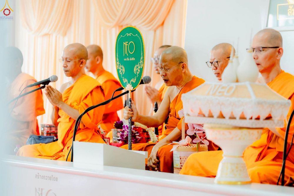 ภาพ No.266847:วันที่ 5 พฤศจิกายน พ.ศ. 2568 พิธีทอดกฐิน ณ อนุสรณ์สถานพระมงคลเทพมุนี  (สด จนฺทสโร) ผู้ค้นพบวิชชาธรรมกาย สถานที่ตั้งมโนปณิธานบวชตลอดชีวิต คลองบางนางแท่น ต.หอมเกร็ด อ.สามพราน จ.นครปฐม