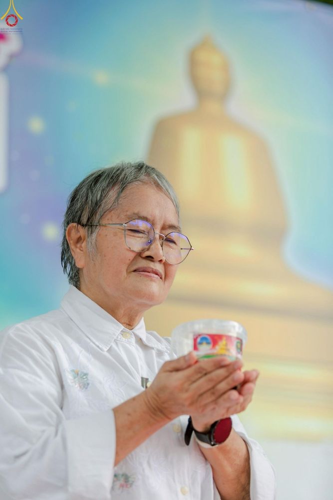 ภาพ No.246872:วันอาทิตย์ที่ 14 กันยายน พ.ศ. 2568 พิธีทอดผ้าป่า ซื้อดิน ปรับพื้นที่ลานธรรม  และพิธีกลั่นแผ่นดิน โปรยทราย สถาปนาองค์พระเจดีย์ เพื่อสร้างสันติภาพโลก  ณ ศูนย์ปฏิบัติธรรมสระบุรี อ.พระพุทธบาท จ.สระบุรี