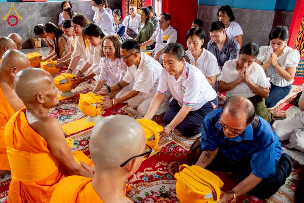 ภาพ No.276384:วันศุกร์ที่ 5 ธันวาคม 2568 (วันพ่อแห่งชาติ) พิธีบรรพชาอุปสมบทหมู่ธรรมทายาท จำนวน 14 รูป โครงการบรรพชาอุปสมบทหมู่ รุ่นบูชาธรรมมหาปูชนียาจารย์ ประจำปี 2568  ณ ศูนย์อบรมเยาวชนบางปะหัน จังหวัดพระนครศรีอยุธยา