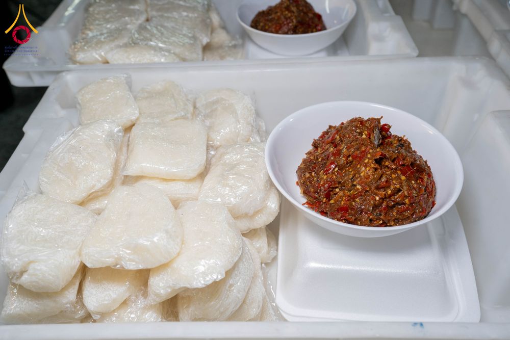 ภาพ No.299225:วันที่ 21 มกราคม พ.ศ. 2569 พิธีถวายภัตตาหารเป็นสังฆทาน แด่พระธรรมยาตรา ณ อนุสรณ์สถานบางปลา วัดบางปลา อำเภอบางเลน จังหวัดนครปฐม ในโครงการธรรมยาตรา กตัญญูบูชา มหาปูชนียาจารย์ พระมงคลเทพมุนี(สด จนฺทสโร) พระผู้ปราบมาร อนุสรณ์สถาน 7 แห่ง ปีที่ 14