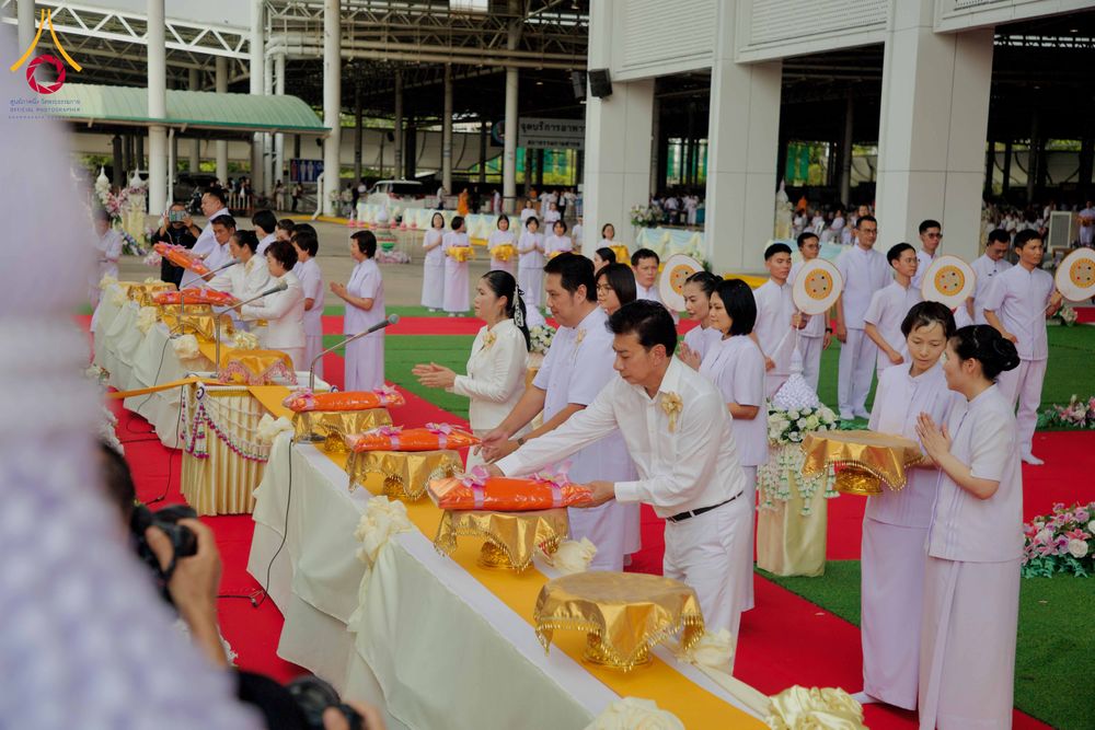 ภาพ No.316590:วันอาทิตย์ที่ 29 มีนาคม พ.ศ. 2569 พิธีทอดผ้าบังสุกุลและพิธีชำระร่าง โยมพ่อณรงค์ จินตมากุล  สิริอายุ 99 ปี 11 เดือน โยมบิดา พระครูปลัดรัตนวีรวัฒน์ (รังสฤษดิ์ อิทฺธิจินตโก) ที่ปรึกษาเจ้าคณะจังหวัดปทุมธานี เจ้าอาวาสวัดพระธรรมกาย  ณ ฌาปนสถานชั่วคราว ทางเข้า 