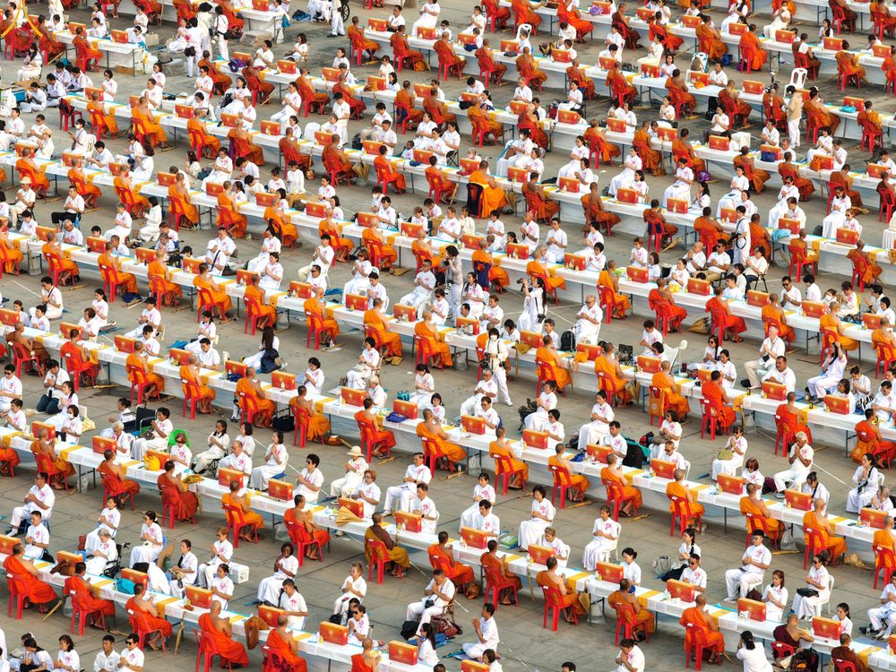 ภาพ No.324053:วันที่ 22 เมษายน พ.ศ.2569 (วันคุ้มครองโลก) พิธีถวายมหาสังฆทาน 40,000 กว่าวัดทั่วประเทศ ณ ลานธรรม พระมหาธรรมกายเจดีย์ วัดพระธรรมกาย