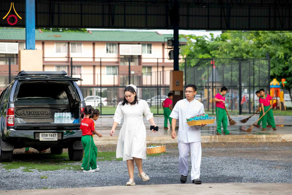 ภาพ No.342517:วันที่ 5 สิงหาคม พ.ศ. 2569  กิจกรรมตักบาตรโครงการรักความดี เพื่อเผยแผ่งานพระพุทธศาสนา  ศูนย์คมนาคม วัดพระธรรมกาย ณ โรงเรียนสังข์อ่ำ อ.คลองหลวง จ.ปทุมธานี