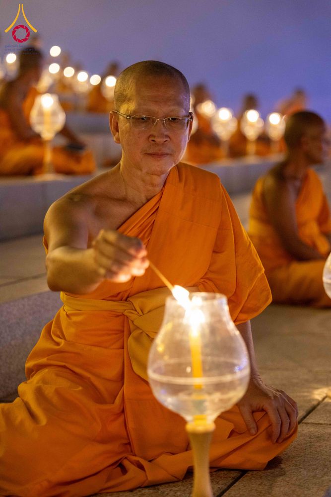 ภาพ No.312362:วันอังคารที่ 3 มีนาคม พ.ศ.2569 พิธีเวียนประทักษิณและจุดมาฆประทีป (ภาพชุดที่ 2) ณ ลานธรรมพระมหาธรรมกายเจดีย์ วัดพระธรรมกาย