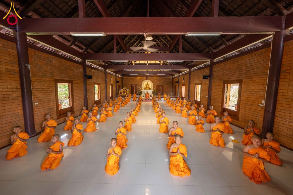 ภาพ No.317703:วันพฤหัสบดีที่ ๒ เมษายน พ.ศ.๒๕๖๙ พิธีบรรพชาสามเณรภาคฤดูร้อน น้อมบูชาธรรมอายุวัฒนมงคล ๘๒ ปี หลวงพ่อธัมมชโย และ ถวายเป็นพระราชกุศลแด่ สมเด็จพระกนิษฐาธิราชเจ้ากรมสมเด็จพระเทพรัตน์ราชสุดาฯ สยามบรมราชกุมารี รุ่นที่ ๑๓ ณ วัดทุ่งเจริญธรรม อำเภออมก๋อย จังหวัดเชี